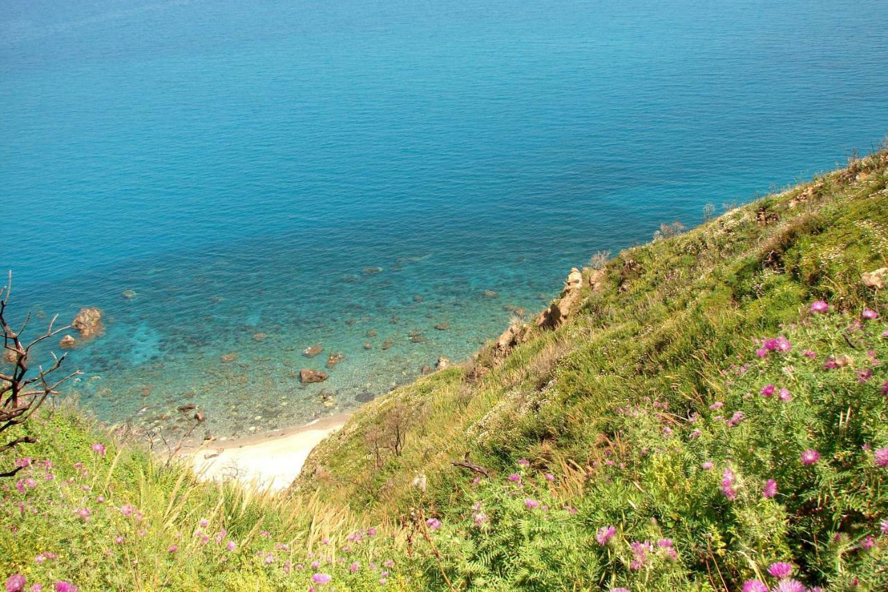 Tenuta Rasocolmo Messina Buitenkant foto